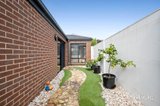 https://images.listonce.com.au/custom/160x/listings/95-botanica-drive-chirnside-park-vic-3116/094/01830094_img_16.jpg?khxFKOxRoyY