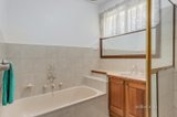 https://images.listonce.com.au/custom/160x/listings/95-bourke-street-bulleen-vic-3105/464/01479464_img_08.jpg?YB0TkbxMx5w