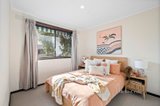 https://images.listonce.com.au/custom/160x/listings/95-esther-crescent-mooroolbark-vic-3138/889/01583889_img_15.jpg?64ZCIC_pY4M