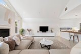 https://images.listonce.com.au/custom/160x/listings/95-glass-street-essendon-vic-3040/155/01596155_img_08.jpg?oqsKpyvu4u0