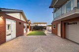 https://images.listonce.com.au/custom/160x/listings/95-glass-street-essendon-vic-3040/155/01596155_img_20.jpg?ExGiSjhnzeg