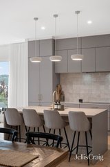 https://images.listonce.com.au/custom/160x/listings/95-maroondah-highway-healesville-vic-3777/114/01982114_img_08.jpg?3RrVTu6qkTY