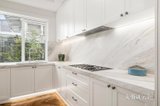https://images.listonce.com.au/custom/160x/listings/95-mountain-view-road-balwyn-north-vic-3104/657/01971657_img_09.jpg?ZDAiJEyU1-U