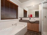 https://images.listonce.com.au/custom/160x/listings/95-oban-road-ringwood-vic-3134/129/00621129_img_15.jpg?iR3ybmTS9jg