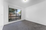 https://images.listonce.com.au/custom/160x/listings/95-pinewood-drive-carrum-downs-vic-3201/759/01465759_img_08.jpg?DwawfWgEWW8