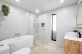 https://images.listonce.com.au/custom/160x/listings/95-sellick-drive-croydon-vic-3136/309/01973309_img_07.jpg?wlzvsFv3Zyk