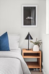 https://images.listonce.com.au/custom/160x/listings/951-de-carle-street-brunswick-vic-3056/549/01927549_img_08.jpg?jeUGh0689kw