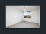 https://images.listonce.com.au/custom/160x/listings/956-tennyson-street-elwood-vic-3184/253/01977253_img_05.jpg?aywLeMy1jr0