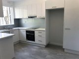 https://images.listonce.com.au/custom/160x/listings/9564-glenferrie-road-hawthorn-vic-3122/164/01751164_img_02.jpg?Twg4bJYNsgY