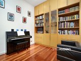 https://images.listonce.com.au/custom/160x/listings/96-armstrong-street-middle-park-vic-3206/712/01087712_img_06.jpg?AWL_8LzAzwY