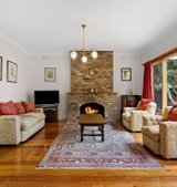 https://images.listonce.com.au/custom/160x/listings/96-cromer-road-beaumaris-vic-3193/094/01901094_img_03.jpg?isqtiOQJHf8