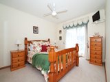 https://images.listonce.com.au/custom/160x/listings/96-eucalypt-drive-lilydale-vic-3140/044/01524044_img_11.jpg?iFPfyEhA_jQ