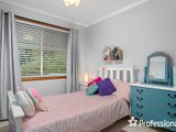 https://images.listonce.com.au/custom/160x/listings/96-eucalypt-drive-lilydale-vic-3140/964/01524964_img_09.jpg?f7R1R0dCmLw