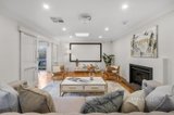 https://images.listonce.com.au/custom/160x/listings/96-jacksons-road-mulgrave-vic-3170/384/01702384_img_02.jpg?J9f0w0nY6q4