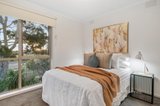 https://images.listonce.com.au/custom/160x/listings/96-jacksons-road-mulgrave-vic-3170/384/01702384_img_09.jpg?L9UceHh17WU
