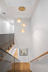 https://images.listonce.com.au/custom/160x/listings/96-leeds-street-doncaster-east-vic-3109/020/01900020_img_10.jpg?CQ4FNK1Ni7g