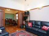 https://images.listonce.com.au/custom/160x/listings/96-market-street-newport-vic-3015/152/01614152_img_05.jpg?iJUTjxMHPOM