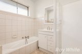 https://images.listonce.com.au/custom/160x/listings/96-wanda-street-mulgrave-vic-3170/998/01656998_img_08.jpg?vHYstQzTjJ4