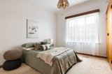 https://images.listonce.com.au/custom/160x/listings/96-woolton-avenue-thornbury-vic-3071/795/01810795_img_08.jpg?oUArc28SX30