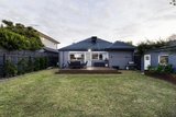 https://images.listonce.com.au/custom/160x/listings/961-centre-road-bentleigh-east-vic-3165/111/01601111_img_13.jpg?Nlmfxys-mB0