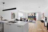 https://images.listonce.com.au/custom/160x/listings/968b-north-road-bentleigh-east-vic-3165/223/01809223_img_03.jpg?QD6Yjtala4w