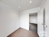 https://images.listonce.com.au/custom/160x/listings/97-9-grice-crescent-essendon-vic-3040/042/01971042_img_03.jpg?yRsnd1FiA9w