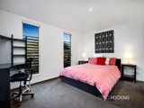 https://images.listonce.com.au/custom/160x/listings/97-danks-street-albert-park-vic-3206/662/01087662_img_07.jpg?dxVYaqC36_o