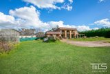 https://images.listonce.com.au/custom/160x/listings/97-main-road-riddells-creek-vic-3431/561/01772561_img_06.jpg?VeAc_32aBHo
