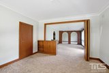 https://images.listonce.com.au/custom/160x/listings/97-main-road-riddells-creek-vic-3431/561/01772561_img_07.jpg?pOOui4FCBxI