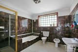 https://images.listonce.com.au/custom/160x/listings/97-main-road-riddells-creek-vic-3431/561/01772561_img_11.jpg?xosbJ5q5-f0