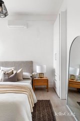 https://images.listonce.com.au/custom/160x/listings/97-merton-street-albert-park-vic-3206/942/01770942_img_09.jpg?tCqv4To8de0
