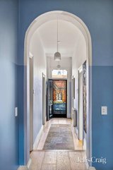 https://images.listonce.com.au/custom/160x/listings/97-rowena-parade-richmond-vic-3121/972/01975972_img_33.jpg?ENHjN-H4zQ8