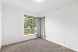 https://images.listonce.com.au/custom/160x/listings/97-st-james-road-rosanna-vic-3084/441/01644441_img_09.jpg?pqKnoAGpxG8