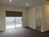 https://images.listonce.com.au/custom/160x/listings/97a-pembroke-road-mooroolbark-vic-3138/340/01893340_img_06.jpg?d-movnM2ulE