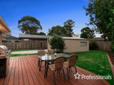 https://images.listonce.com.au/custom/160x/listings/98-allambanan-drive-bayswater-north-vic-3153/746/01525746_img_11.jpg?rxh7tnwZSD8