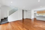 https://images.listonce.com.au/custom/160x/listings/98-amaroo-court-diamond-creek-vic-3089/021/01933021_img_04.jpg?Cxim-enucnY