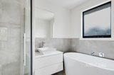 https://images.listonce.com.au/custom/160x/listings/98-amaroo-court-diamond-creek-vic-3089/021/01933021_img_09.jpg?c-eEcEPwc6E