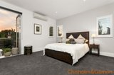 https://images.listonce.com.au/custom/160x/listings/98-broadway-elwood-vic-3184/211/01794211_img_09.jpg?QIRFTH1PtfY