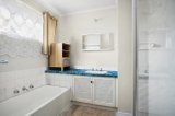 https://images.listonce.com.au/custom/160x/listings/98-darriwill-street-bell-post-hill-vic-3215/857/01698857_img_05.jpg?T_kXVjNOYNc