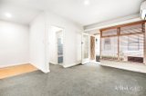 https://images.listonce.com.au/custom/160x/listings/98-docker-street-elwood-vic-3184/394/01929394_img_02.jpg?DzCSi53_xB0