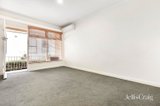 https://images.listonce.com.au/custom/160x/listings/98-docker-street-elwood-vic-3184/394/01929394_img_03.jpg?km6iqaTy7QM