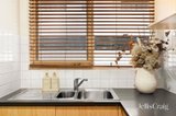 https://images.listonce.com.au/custom/160x/listings/98-docker-street-elwood-vic-3184/394/01929394_img_11.jpg?q5-Xkityjho