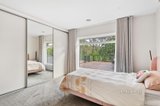 https://images.listonce.com.au/custom/160x/listings/98-lavender-park-road-eltham-vic-3095/041/01630041_img_14.jpg?-Id58i3YFa4