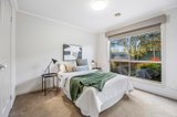 https://images.listonce.com.au/custom/160x/listings/98-stirling-drive-lake-gardens-vic-3355/894/01557894_img_16.jpg?EI60vkrvhFg