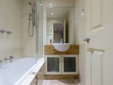 https://images.listonce.com.au/custom/160x/listings/980-mt-dandenong-tourist-road-montrose-vic-3765/111/01524111_img_12.jpg?C8ABtp_wGoE