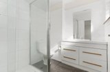https://images.listonce.com.au/custom/160x/listings/986-rankins-road-kensington-vic-3031/884/01719884_img_02.jpg?nqwGZnwETMY