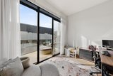 https://images.listonce.com.au/custom/160x/listings/9876-toorak-road-hawthorn-east-vic-3123/825/01901825_img_10.jpg?piMM05psiE4