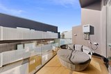 https://images.listonce.com.au/custom/160x/listings/9876-toorak-road-hawthorn-east-vic-3123/825/01901825_img_14.jpg?_W728AKq7iw