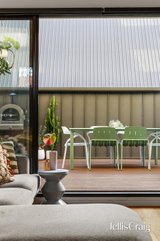 https://images.listonce.com.au/custom/160x/listings/988-alexandra-street-st-kilda-east-vic-3183/531/01980531_img_12.jpg?hQY9jO5stEs