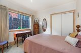 https://images.listonce.com.au/custom/160x/listings/98b-lyttleton-street-castlemaine-vic-3450/639/00800639_img_04.jpg?PoBfAvK9qRc